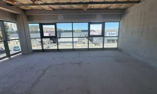 Bureau  155 m² à louer à Manosque (04100)