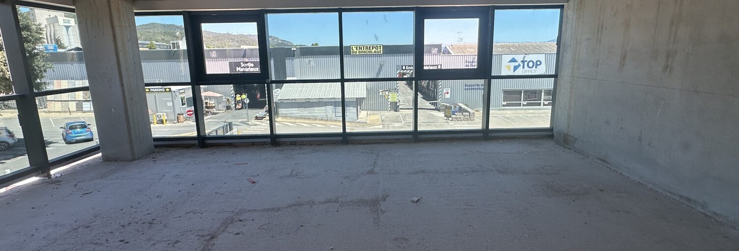 Bureau  155 m² à louer à Manosque (04100)