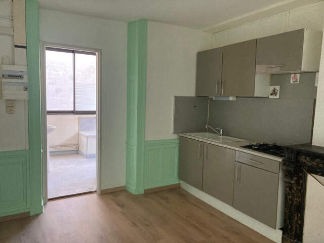 Studio à louer au centre de MOIRANS-EN-MONTAGNE — photo du bien