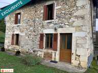 A vendre très belle maison de village en pierrres à rénover avec grandes dépendances. — photo 2