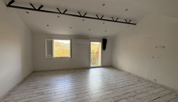 Villa / Maison 6 pièces  à louer Saint-Laurent-de-Cerdans 66260