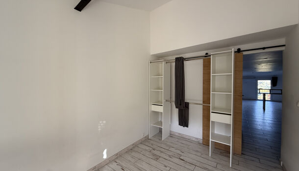 Villa / Maison 6 pièces  à louer Saint-Laurent-de-Cerdans 66260