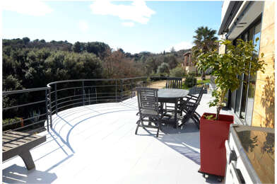 Maison 9 pièces 599000 €