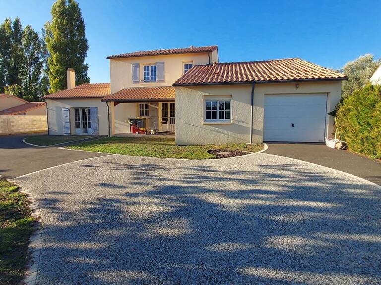 Maison 144 m² à Ste Neaomaye — photo 1