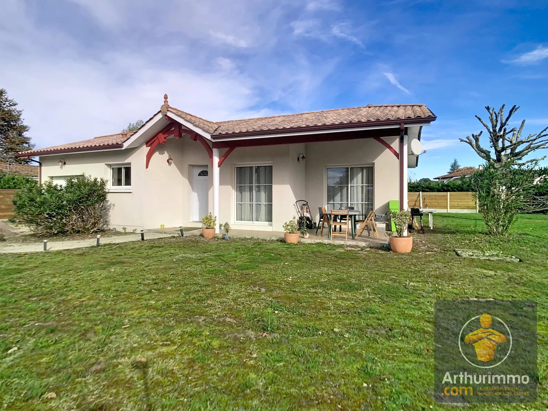 Maison 4 pièces 97 m² · à Pontenx-les-Forges · 97 m² · 299 000 €