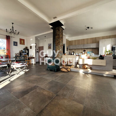 Maison 6 pièces 448000 €