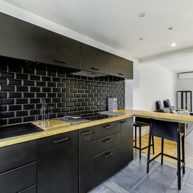 Appartement 3 pièces 990 €