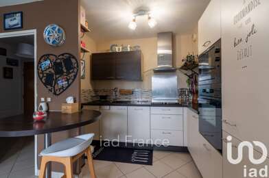 Appartement 3 pièces 144000 €