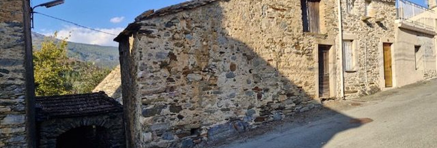 Maison 1 Pièce 28 m² à vendre à Saint-Étienne-d'Albagnan (34390)