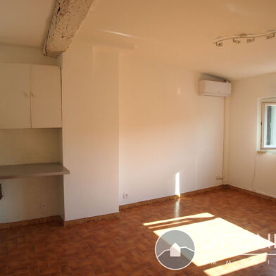 Appartement 2 pièces 558 €