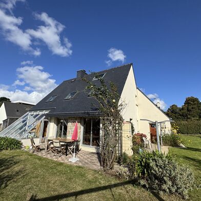 Maison 6 pièces 325500 €