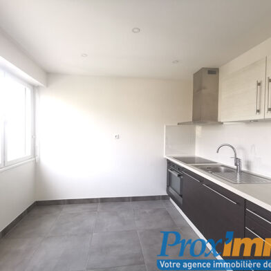 Appartement 3 pièces 750 €