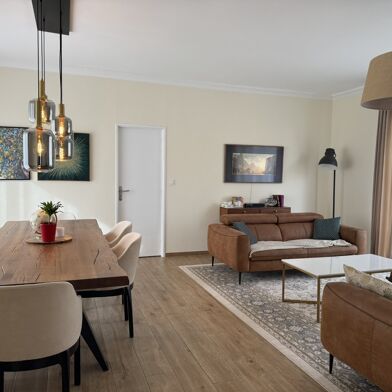 Maison 5 pièces 457600 €