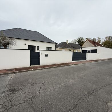 Maison 5 pièces 457600 €