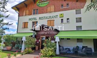 Commerce  990 m² à vendre à Beaucroissant (38140)