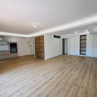 Appartement 3 pièces 1400 €