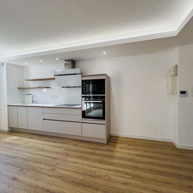 Appartement 3 pièces 1300 €