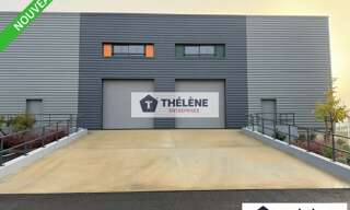 Commerce  1240 m² à louer à Nîmes (30000)