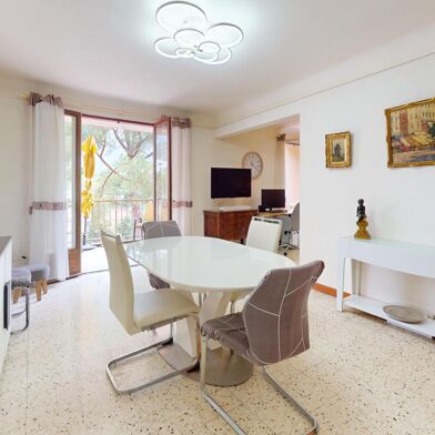 Appartement 4 pièces 150000 €