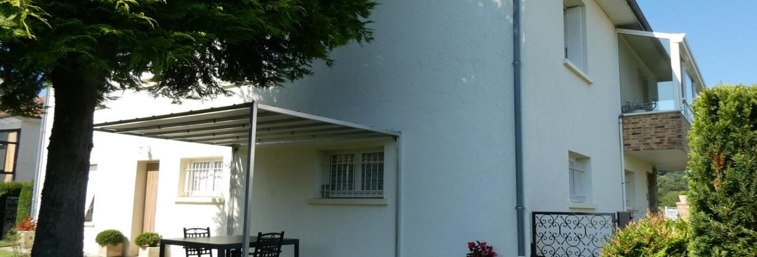 Maison 10 Pièces 162 m² à vendre à Lacapelle-Marival (46120)