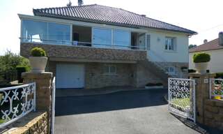 Maison 10 Pièces 162 m² à vendre à Lacapelle-Marival (46120)