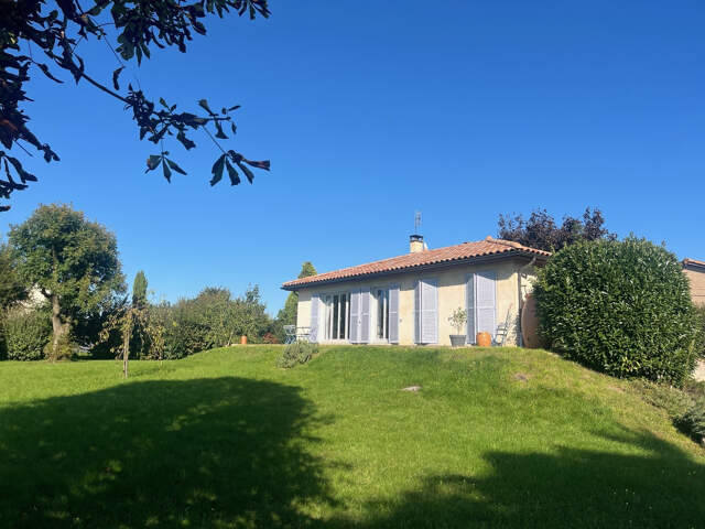 6698- SAINT GEORGES  DE RENEINS — photo du bien