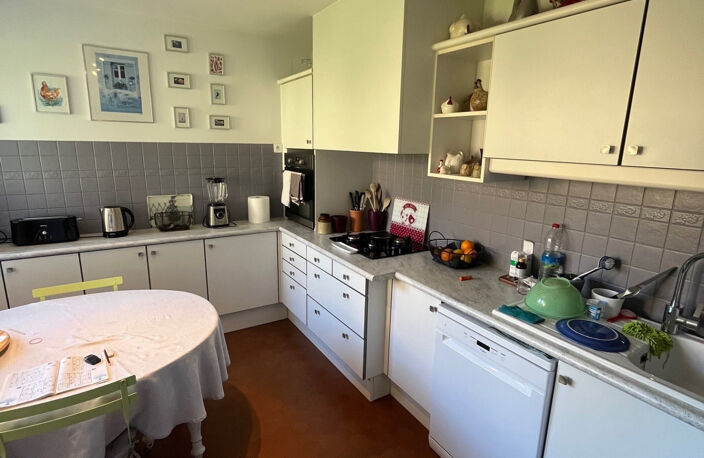 6698- SAINT GEORGES  DE RENEINS — photo 3