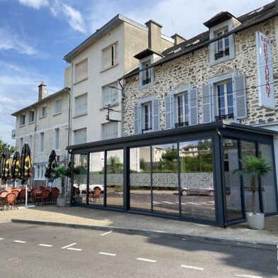 Commerce  142000 €