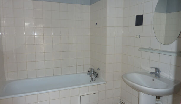 Appartement 2 pièces  à louer Montélimar 26200