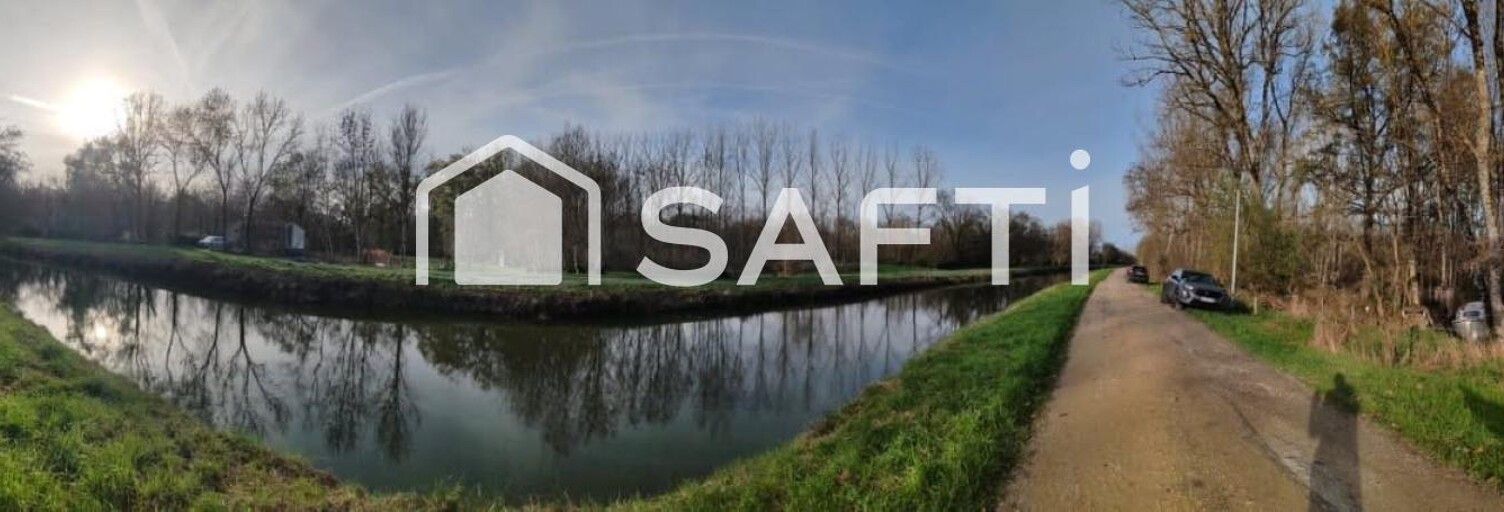 Terrain  690 m² à vendre à Courçon (17170)