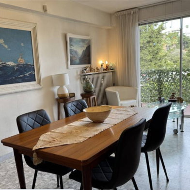 Appartement 3 pièces 332000 €