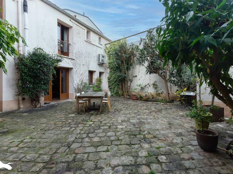 Maison de ville de 7 pièces principales — photo 1