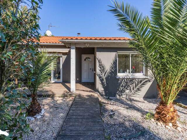 Maison 5 pièces 92 m² à Mérignac — photo du bien