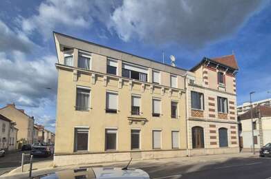 Immeuble  730800 €