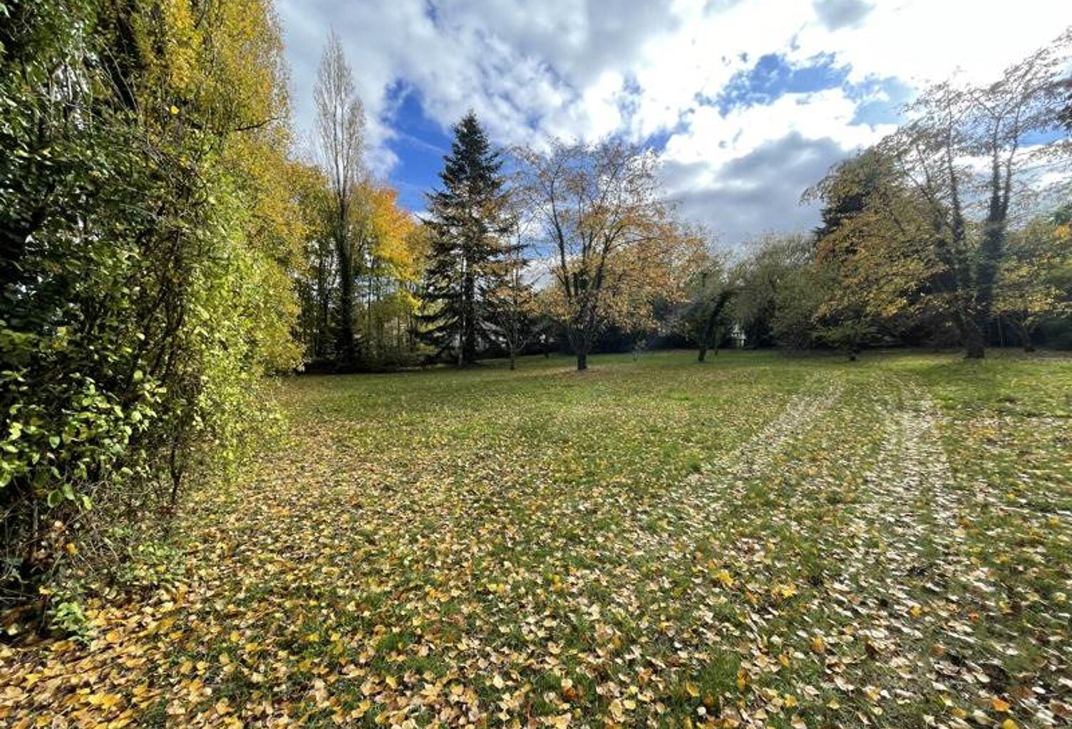 Vente terrain  1128 m² Ferrière-sur-Beaulieu (37600) — photo 1