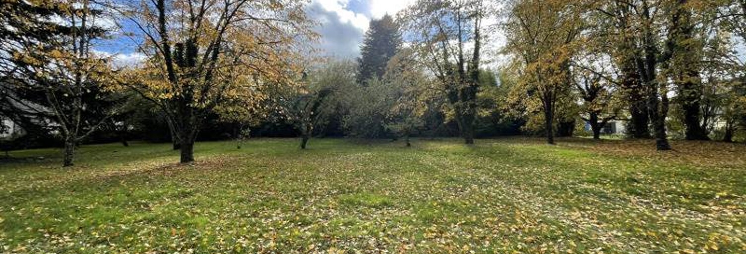 Terrain  1371 m² à vendre à Ferrière-sur-Beaulieu (37600)