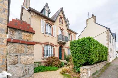 Maison 8 pièces 359040 €