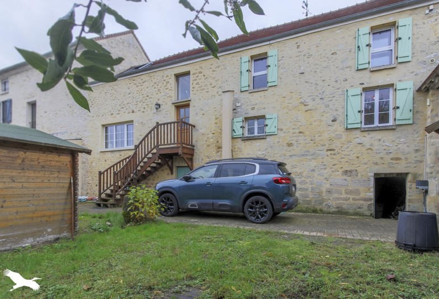 Maison en pierre de 5 pièces principales — photo 1