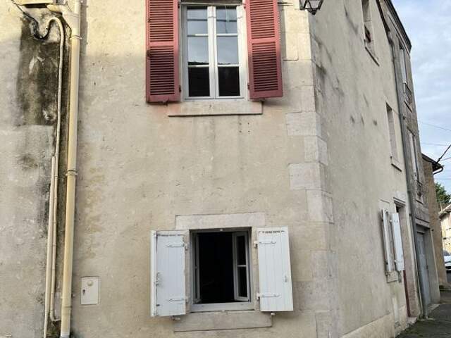 Maison de ville de 2 pièces principales — photo du bien