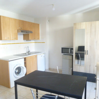 Appartement 1 pièces 295 €