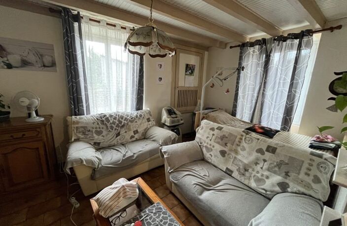 Maison en pierre de 4 pièces principales — photo 3