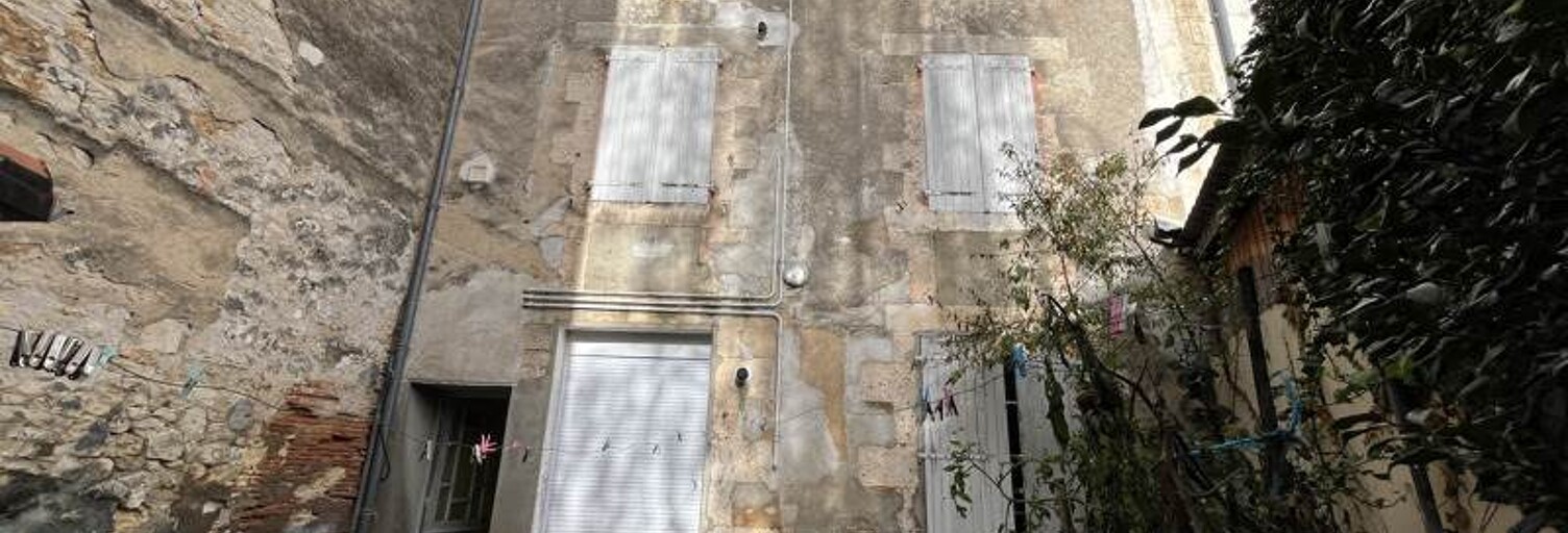 Immeuble   m² à vendre à La Rochefoucauld-en-Angoumois (16110)