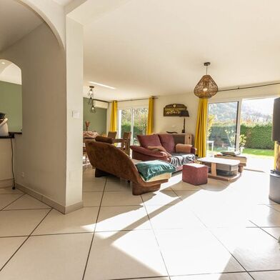 Maison 6 pièces 330000 €