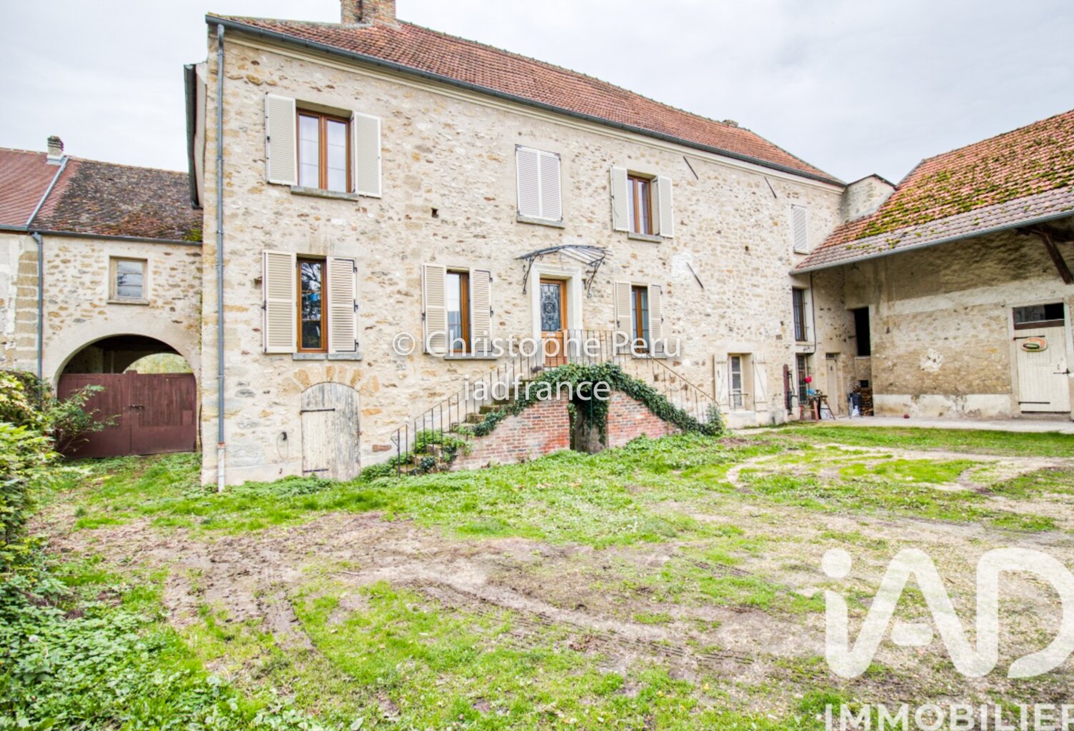 Vente Maison/villa 9 pièces — photo 1