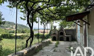 Maison 11 Pièces 231 m² à vendre à Gargas (84400)