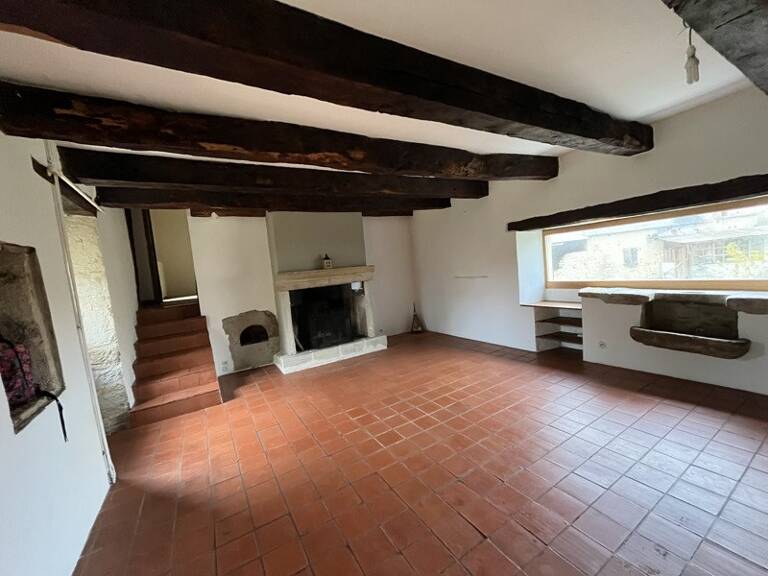 Maison en pierre de 5 pièces principales — photo 1