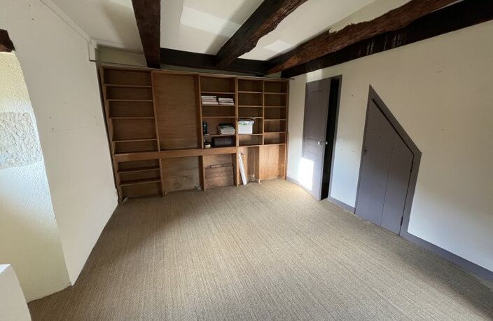 Maison en pierre de 5 pièces principales — photo 4