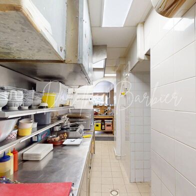 Commerce  151000 €