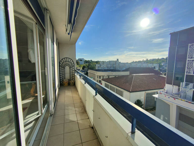 Appartement 4 pièces avec balcon et parking — photo 1