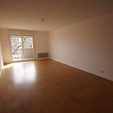 Appartement 3 pièces 720 €